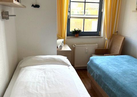Kinderzimmer mit 2 Einzelbetten, Kissenwahl 40 x 40, 80 x 40:  gerne bei Buchung angeben