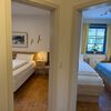 weiterer Zugang vom Flur in beide Schlafzimmer
