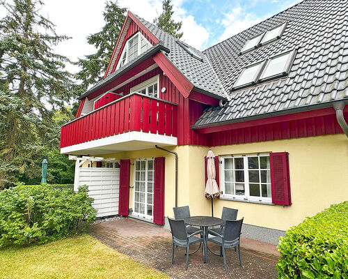 Aussenansicht mit Terrasse